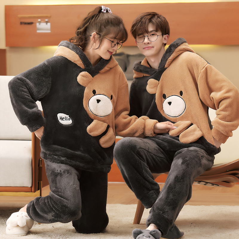 Pyjama doux avec motif ourson