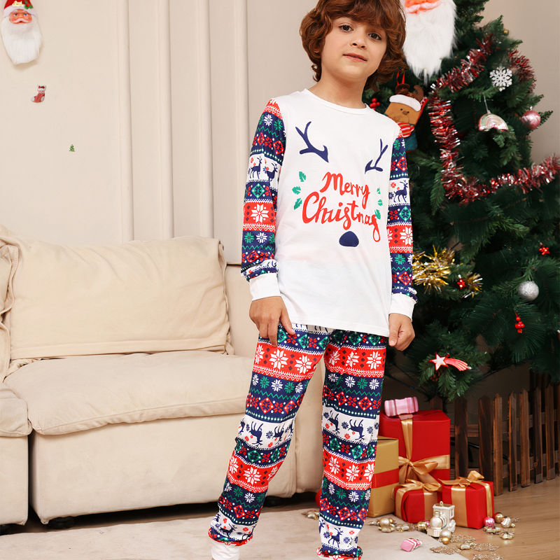 Pyjama look de noël pour la famille