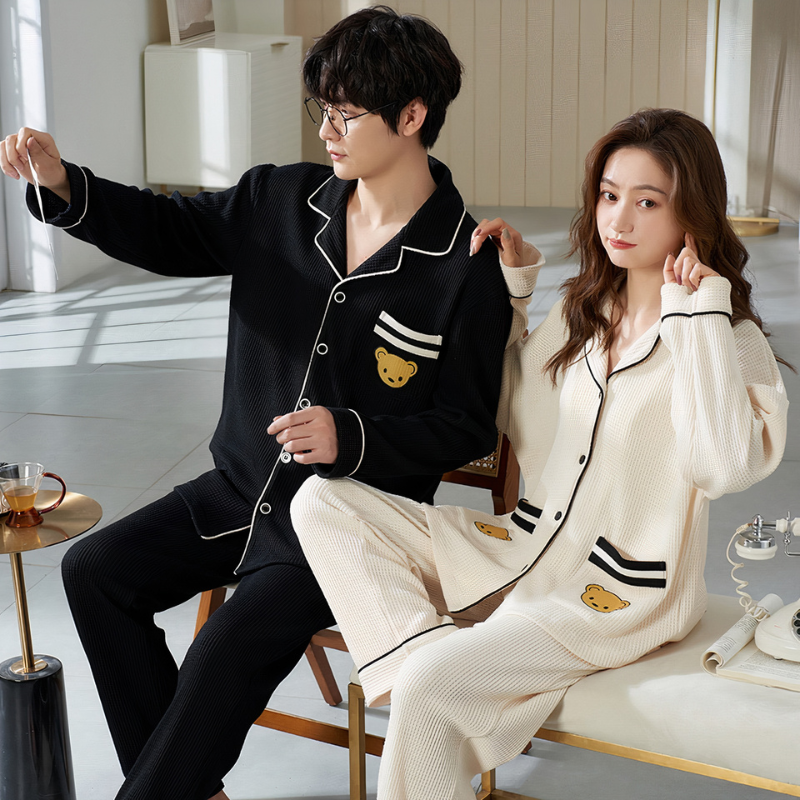 Pyjama douillet pour couple