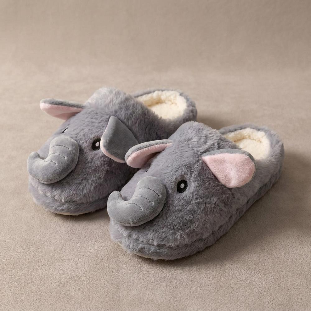 Chaussons éléphant vue de trois quarts