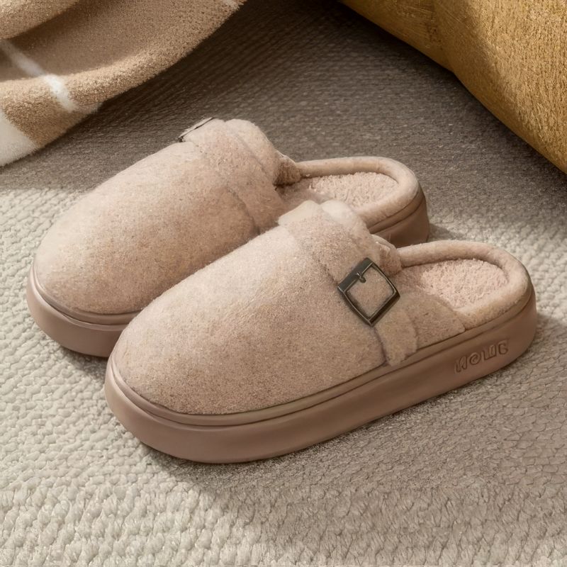 Mules chaudes fourrées avec boucle