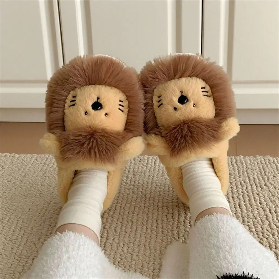 Chaussons lion