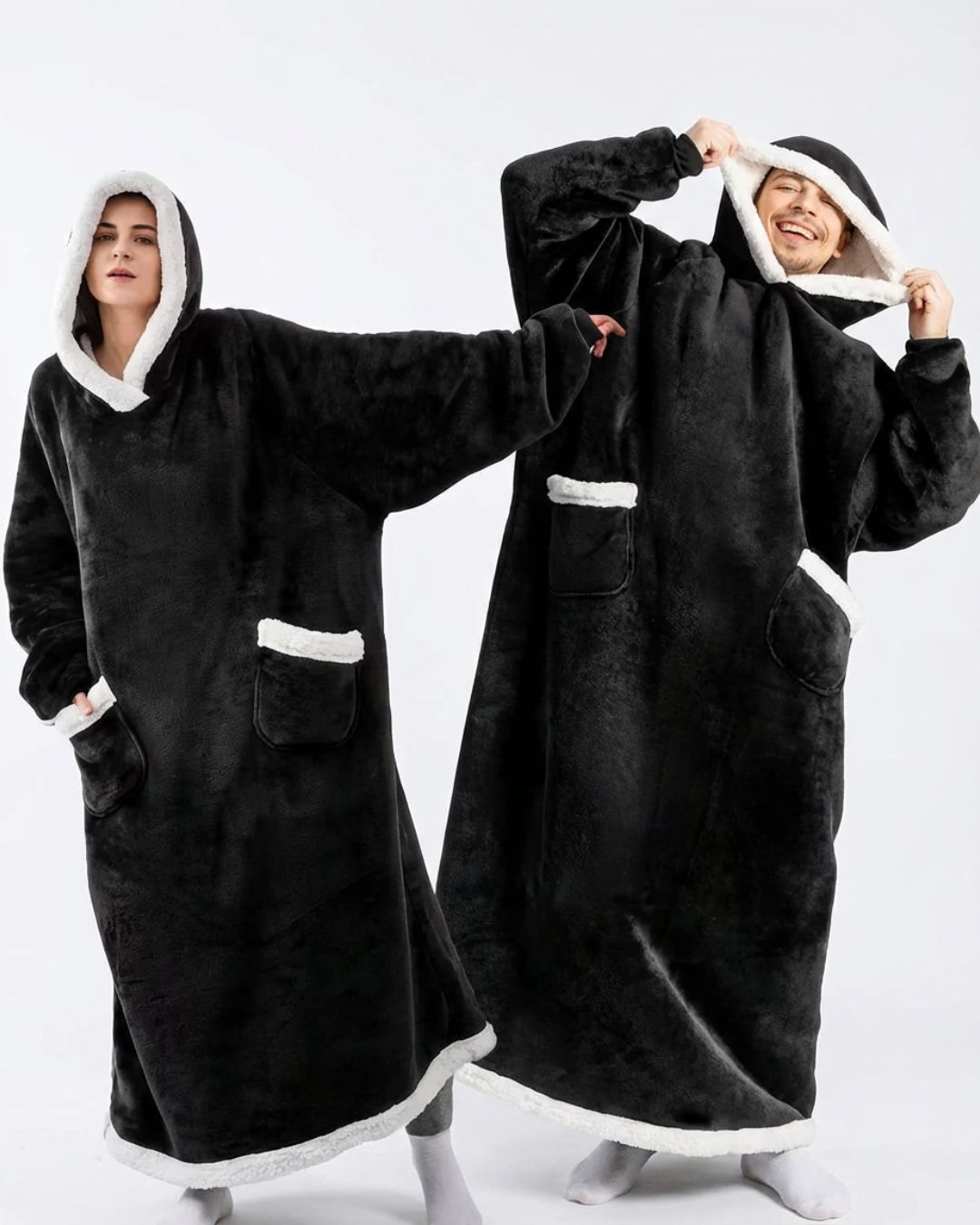 Couverture Plaid long à capuche noir