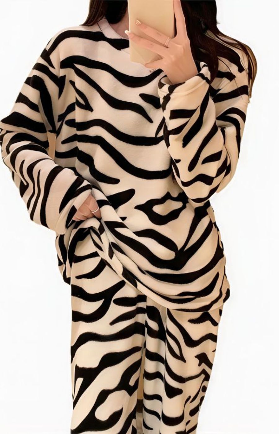 Pyjama-zebre-1_bc9ee088-f743-48f0-a5bb-611bc312ed24