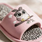 Chausson hibou femme, détail broderie