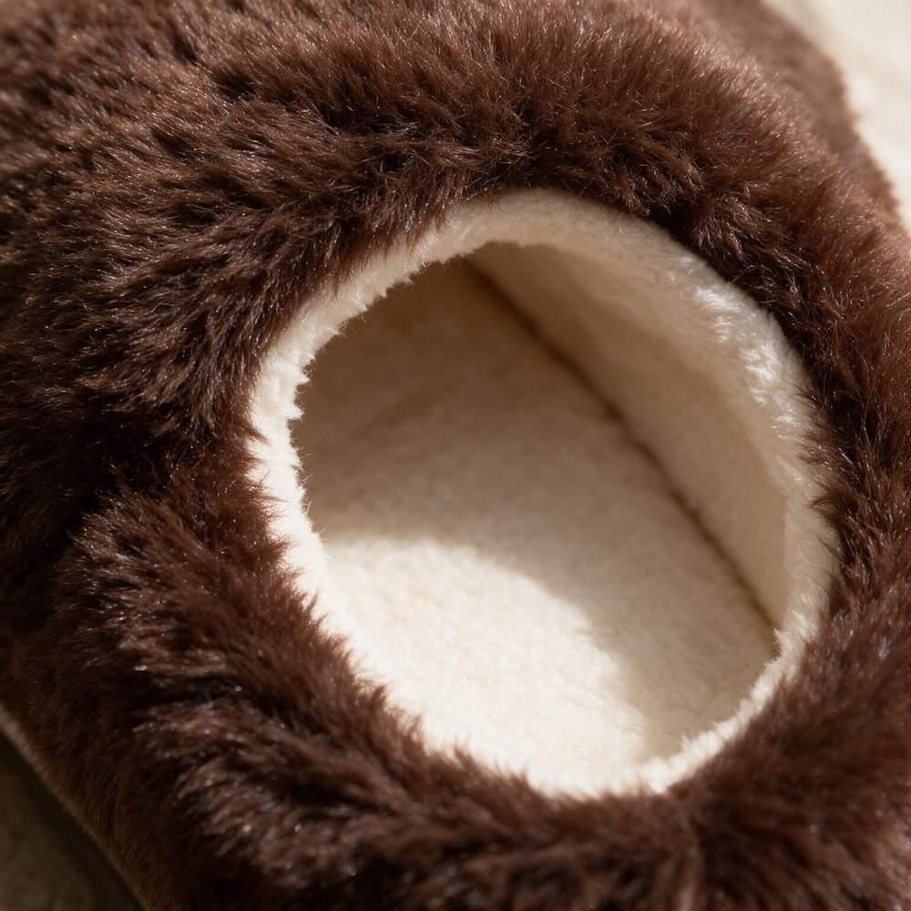 Chausson paresseux femme, détail peluche