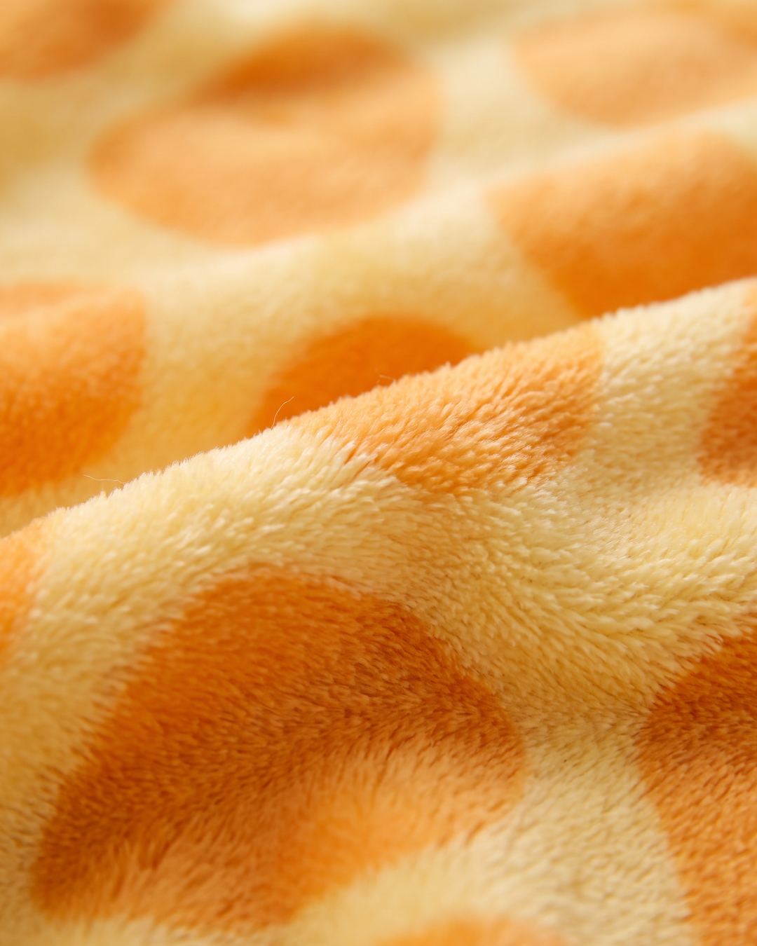 Matière polaire de la combinaison pyjama girafe